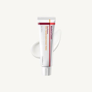 Centellian24 Madeca Cream Time Reverse 50ml ambientata in un contesto skincare, crema viso nutriente per una pelle più elastica e luminosa.