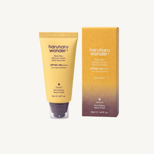 Haruharu Wonder Black Rice Moisture Airyfit Daily Sunscreen SPF50+ PA++++ protezione solare viso coreana con confezione