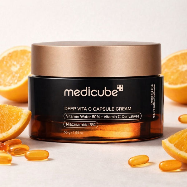 Medicube Deep Vita C Capsule Cream 55 g crema viso coreana in ambientazione lifestyle
