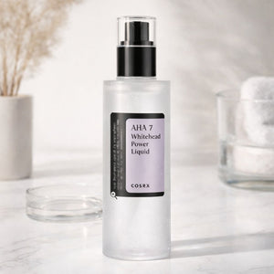 COSRX AHA 7 Whitehead Power Liquid esfoliante viso coreano in ambientazione lifestyle
