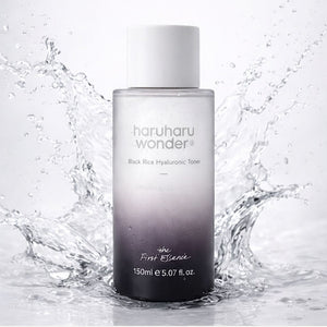 Haruharu Wonder Black Rice Hyaluronic Toner 150 ml effetto idratante e rinfrescante per pelle morbida e luminosa