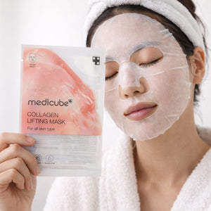 Applicazione Medicube Collagen Lifting Mask maschera viso coreana