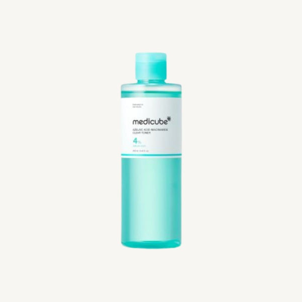 Medicube Azelaic Acid Niacinamide Clear Toner 250ml, tonico viso con acido azelaico e niacinamide per una pelle più uniforme e purificata.