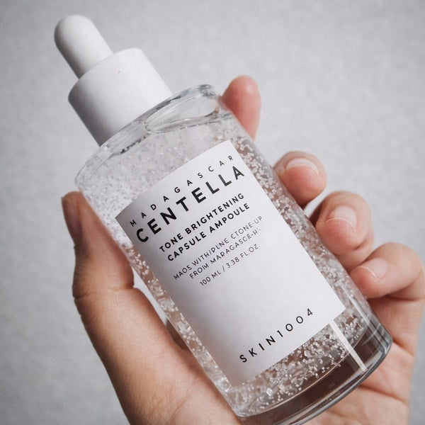 Skincare routine coreana con SKIN1004 Madagascar Centella Ampoule per pelle luminosa e tonica