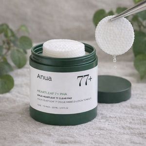 Toner pads coreani Anua Heartleaf 77% Clear Toner Pads in ambiente skincare
