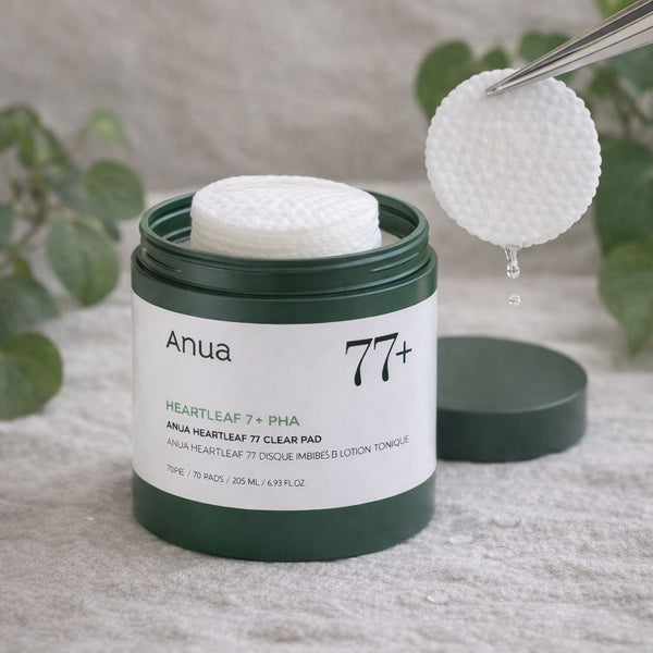 Toner pads coreani Anua Heartleaf 77% Clear Toner Pads in ambiente skincare